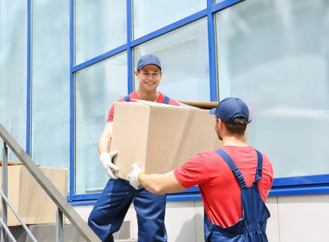 Illustration of a customer complaint being logged for a moving service